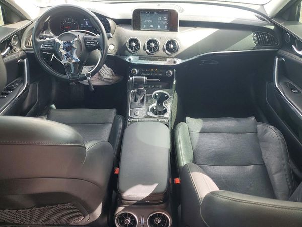 2019 KIA STINGER