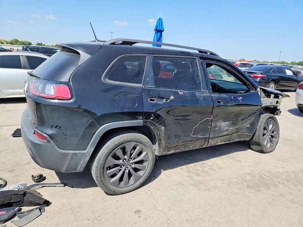 2021 JEEP CHEROKEE LATITUDE LUX 4X2