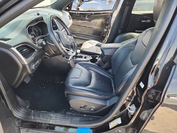 2021 JEEP CHEROKEE LATITUDE LUX 4X2