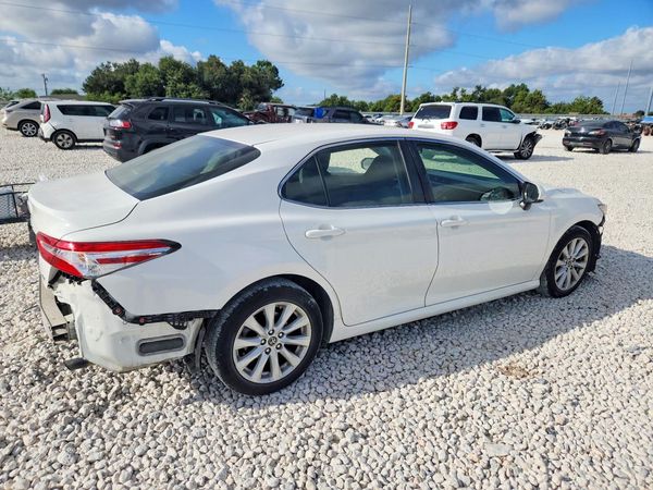 2018 TOYOTA CAMRY LE/SE/XLE/XSE