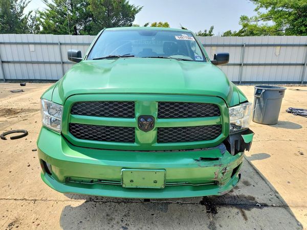 2013 RAM 1500 ST
