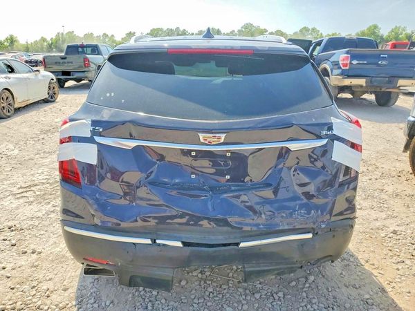 2025 CADILLAC XT5 Luxury