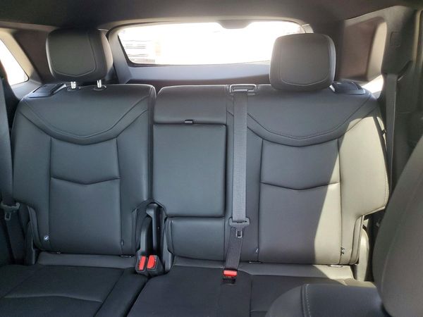 2025 CADILLAC XT5 Luxury