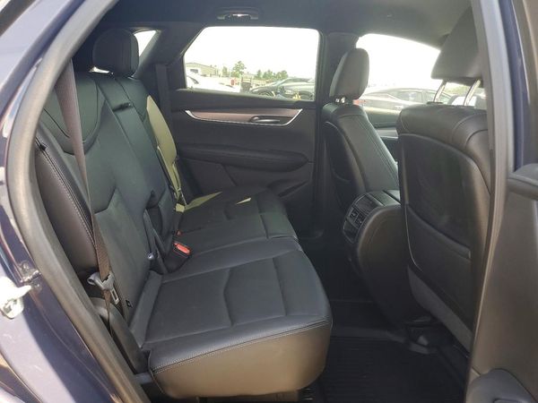 2025 CADILLAC XT5 Luxury