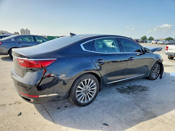 2017 KIA CADENZA