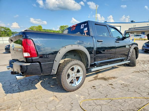 2013 RAM 1500 ST