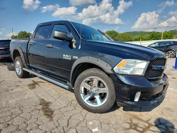2013 RAM 1500 ST