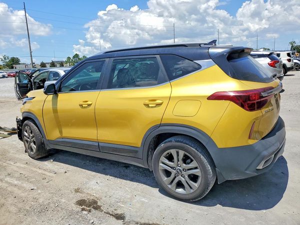 2021 KIA SELTOS S