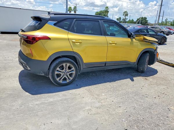 2021 KIA SELTOS S