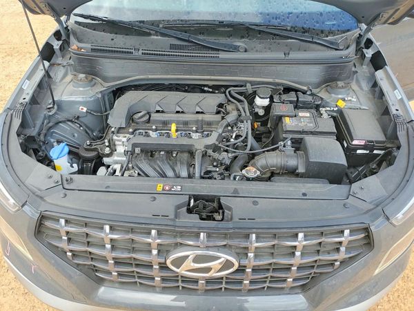 2025 HYUNDAI VENUE SEL, Limited
