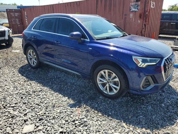 2022 AUDI Q3