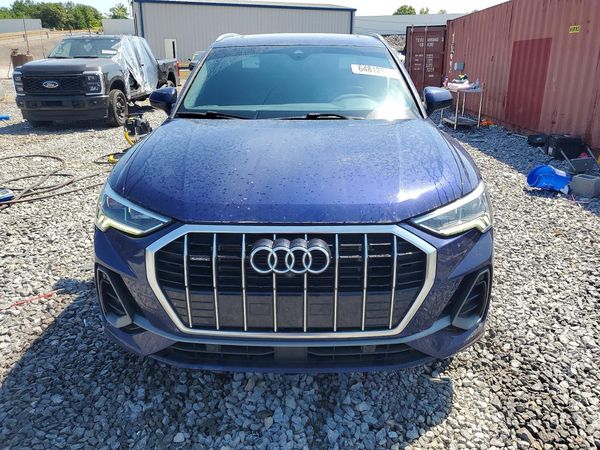 2022 AUDI Q3