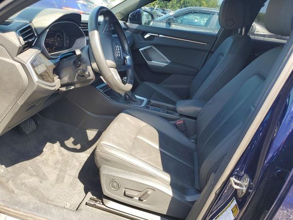 2022 AUDI Q3