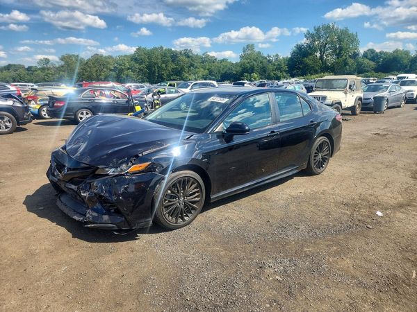 2020 TOYOTA CAMRY