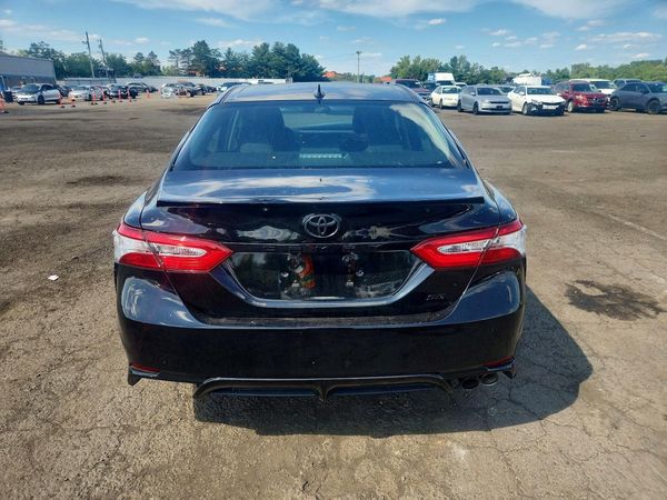 2020 TOYOTA CAMRY