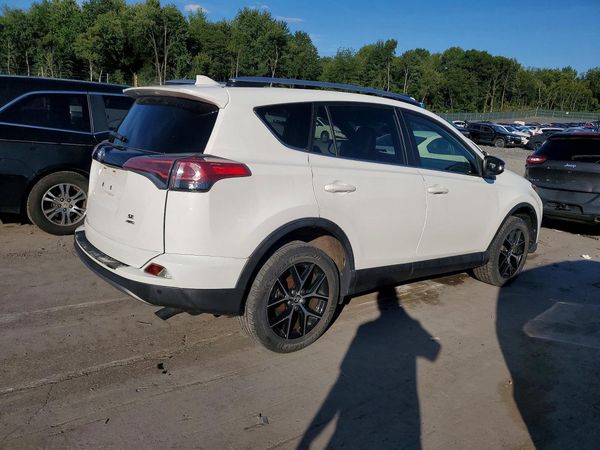 2017 TOYOTA RAV4 SE