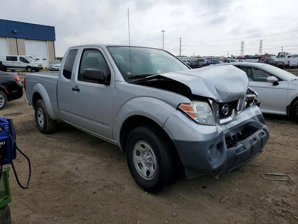 2018 NISSAN FRONTIER