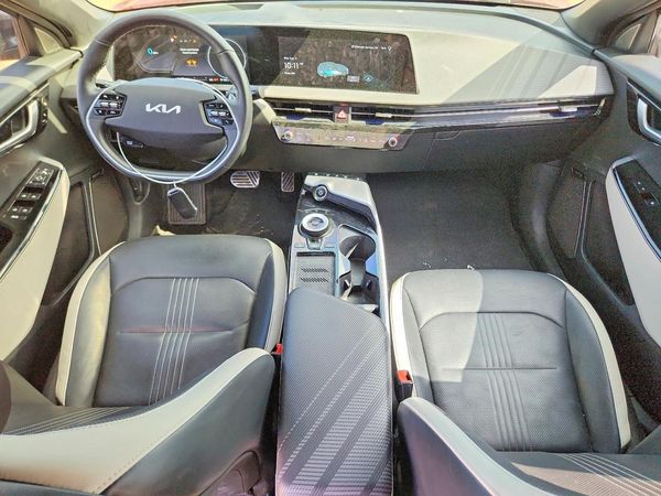2022 KIA EV6