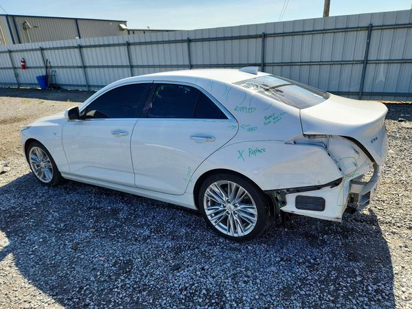 2022 CADILLAC CT4