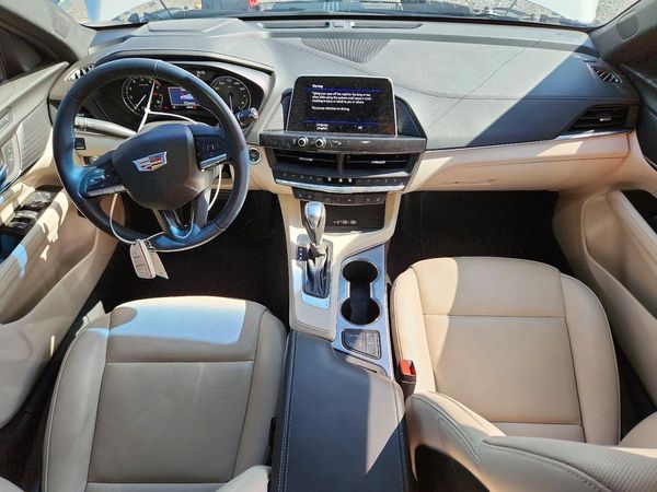 2022 CADILLAC CT4