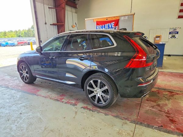 2021 VOLVO XC60