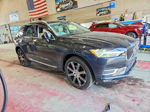 2021 VOLVO XC60