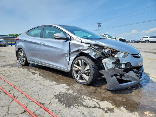 2016 HYUNDAI ELANTRA