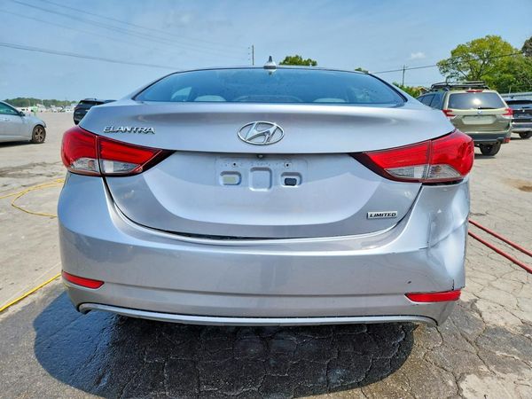 2016 HYUNDAI ELANTRA