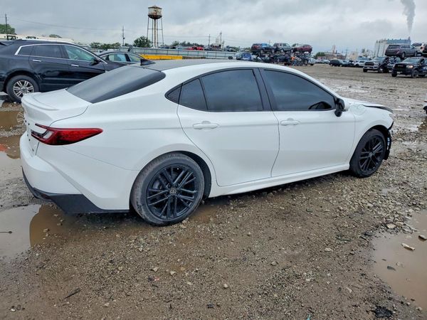 2025 TOYOTA CAMRY