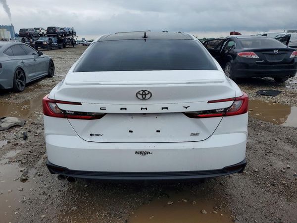 2025 TOYOTA CAMRY