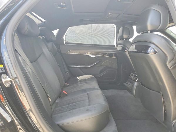 2019 AUDI A8