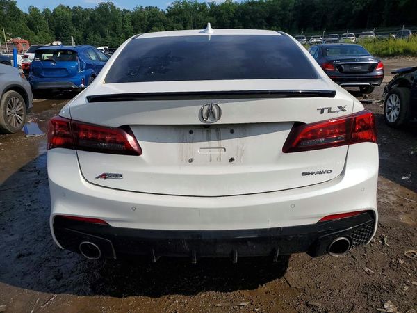 2020 ACURA TLX
