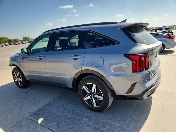2021 KIA SORENTO