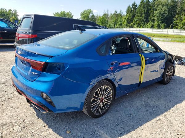 2022 KIA FORTE GT
