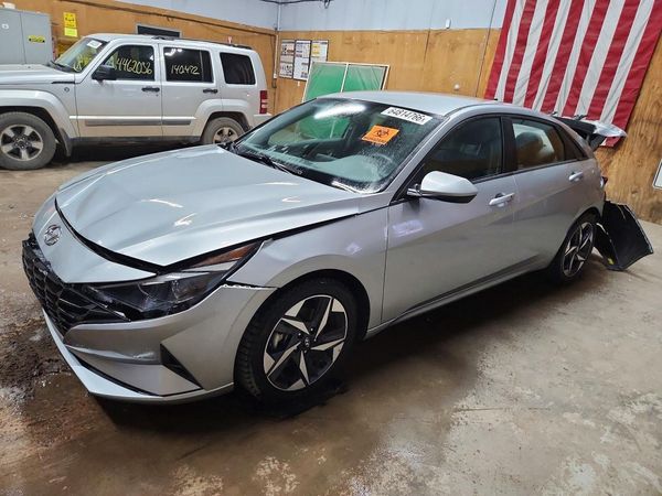 2023 HYUNDAI ELANTRA