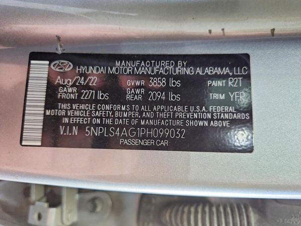 2023 HYUNDAI ELANTRA SEL w/Convenience Pkg