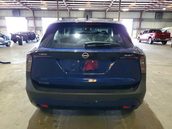 2025 NISSAN KICKS SV