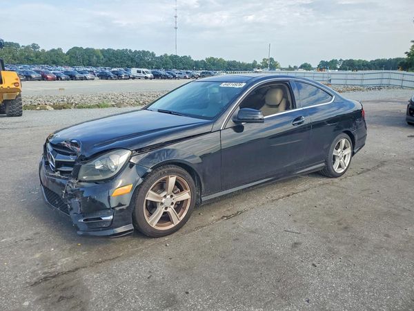 2015 MERCEDES-BENZ C