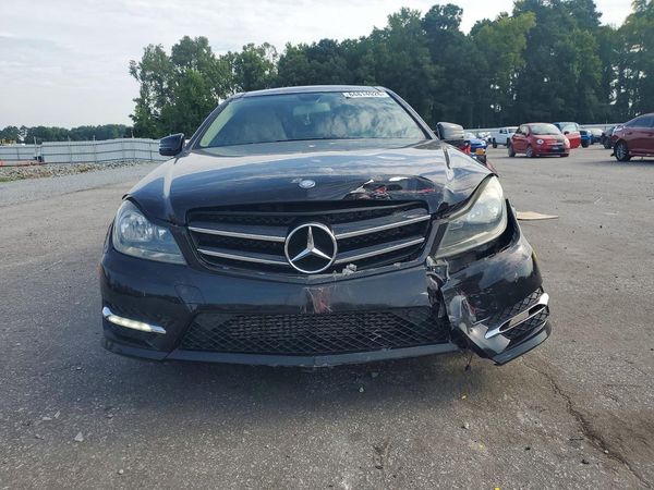 2015 MERCEDES-BENZ C C250