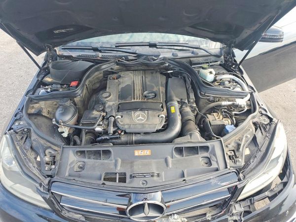2015 MERCEDES-BENZ C C250