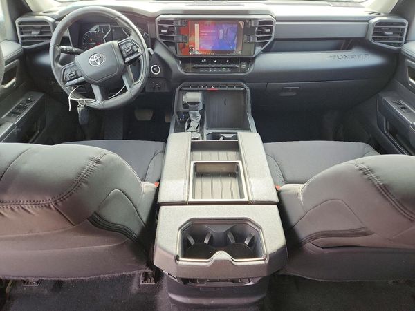 2023 TOYOTA TUNDRA