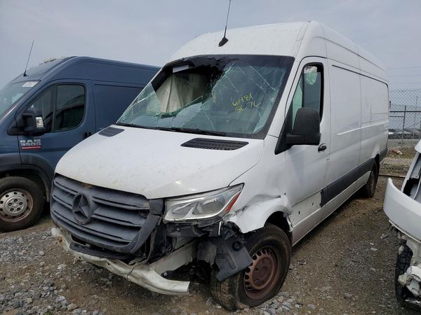 2022 MERCEDES-BENZ SPRINTER 907 (VS30) — Front 3/4
