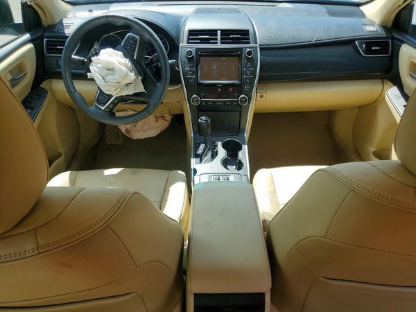 2016 TOYOTA CAMRY