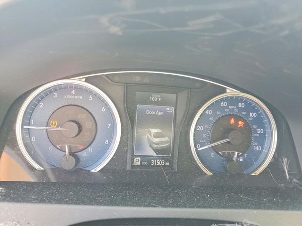 2016 TOYOTA CAMRY