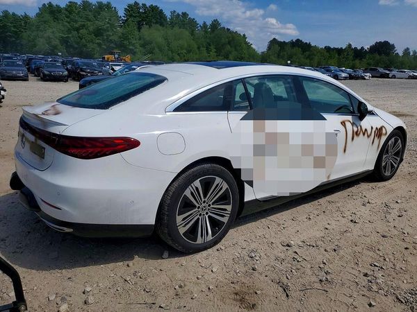 2022 MERCEDES-BENZ EQS SEDAN