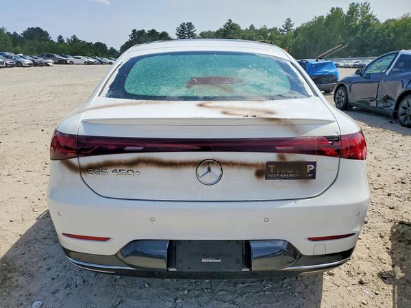 2022 MERCEDES-BENZ EQS SEDAN