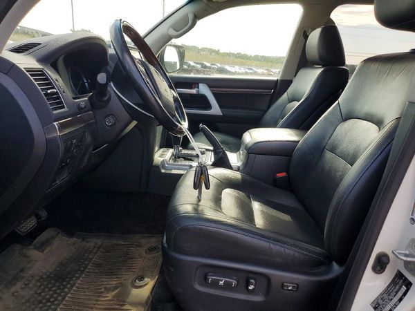 2018 TOYOTA LAND CRUISER VX-R