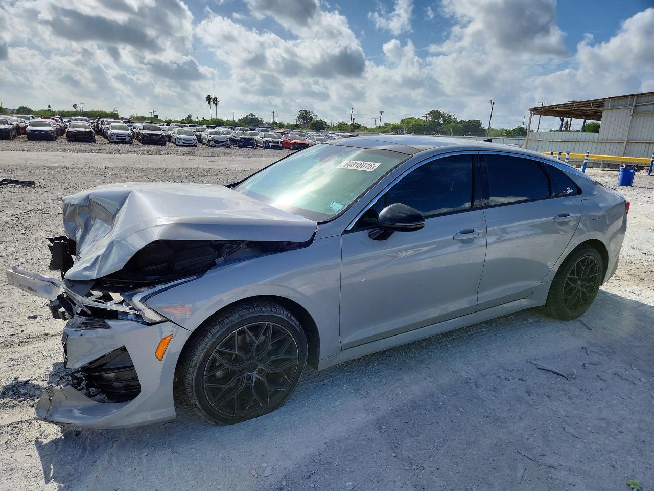 2022 KIA K5 GT-Line