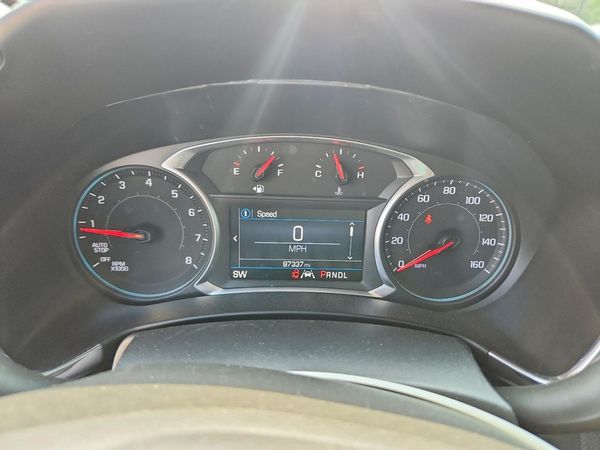 2021 CHEVROLET EQUINOX LT (1LT)