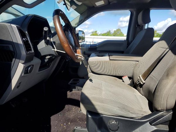 2017 FORD F150